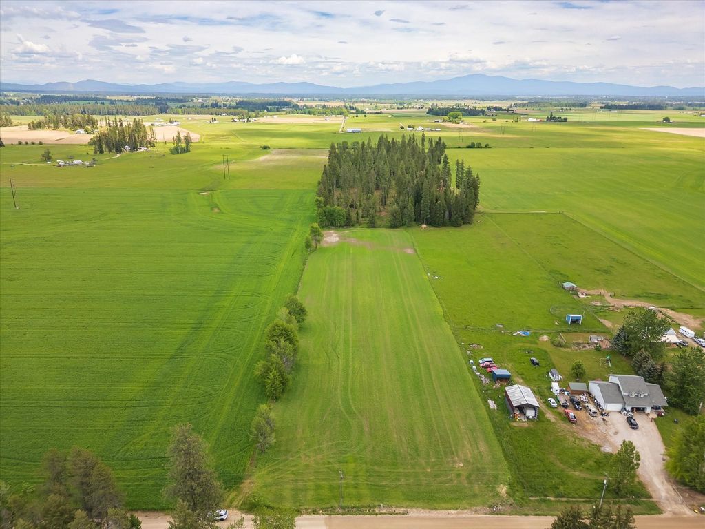 Photo of NKA Furze Rd, Clayton, WA 99110 (MLS # 202621181)