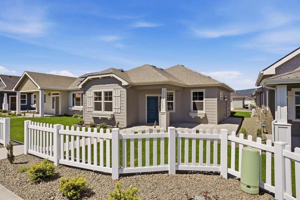 Photo of 2587 N Rydal Ln, Liberty Lake, WA 99019 (MLS # 202623715)