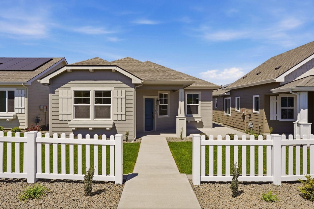 Photo of 2587 N Rydal Ln, Liberty Lake, WA 99019 (MLS # 202623715)