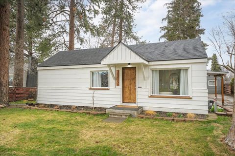 Photo of 7327 E 6TH Ave, Spokane Valley, WA 99212 (MLS # 202614749)