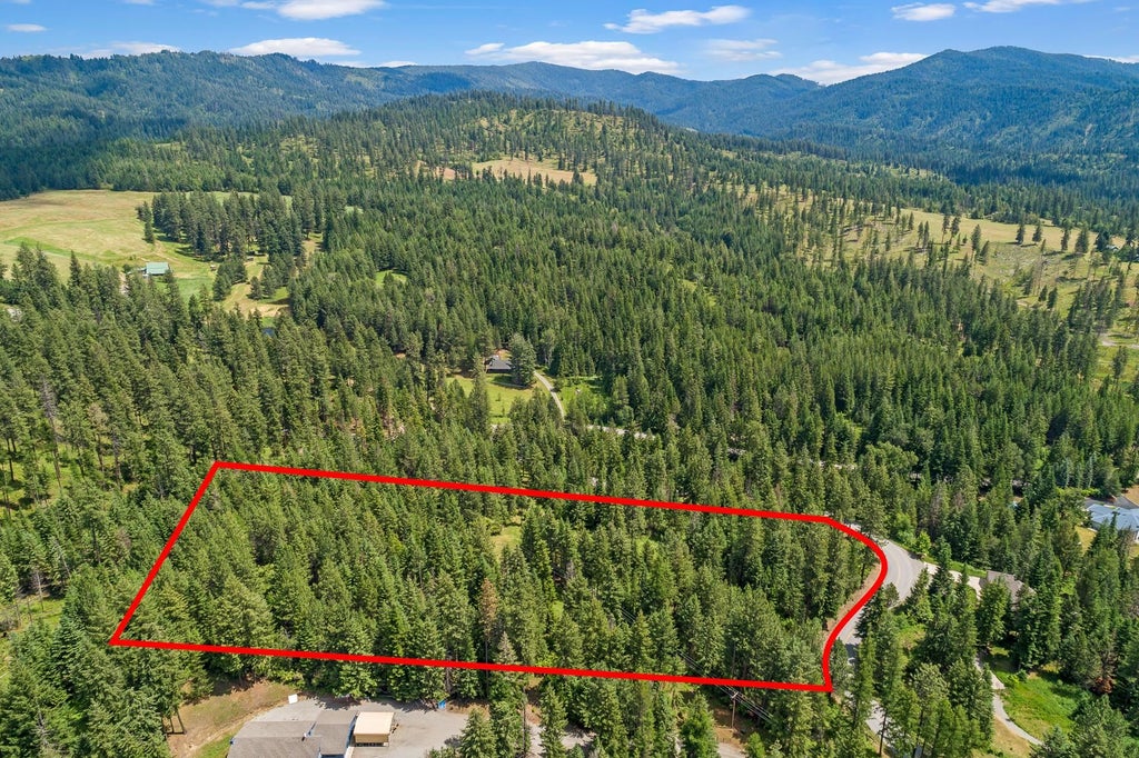 Photo of NNA E Hayden Lake Rd, Hayden, ID 83835 (MLS # 202616733)