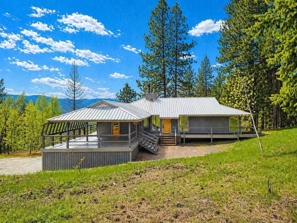 Photo of 2383-A Burnt Valley Rd, Chewelah, WA 99109 (MLS # 202616253)