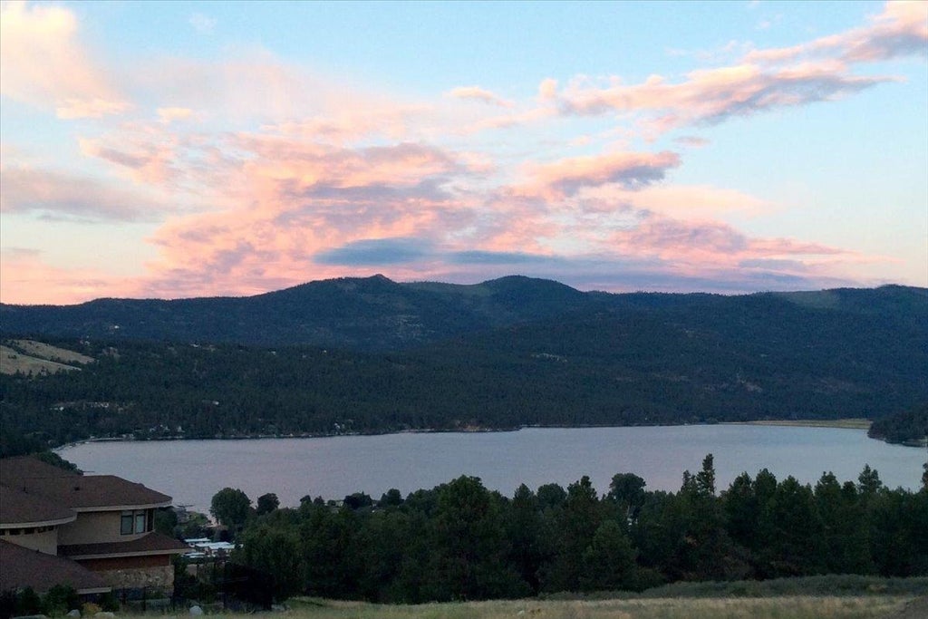 Photo of 350 S Legend Tree Dr, Liberty Lake, WA 99019 (MLS # 202622126)