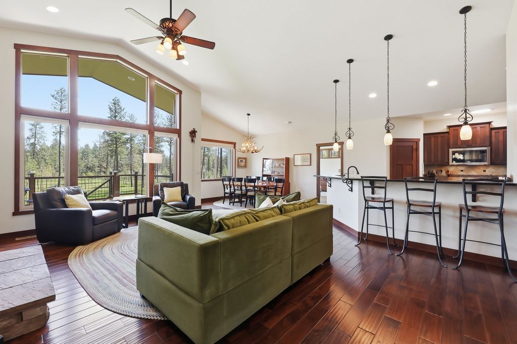 Photo of 3915 W Brown Ln, Cheney, WA 99004 (MLS # 202615870)