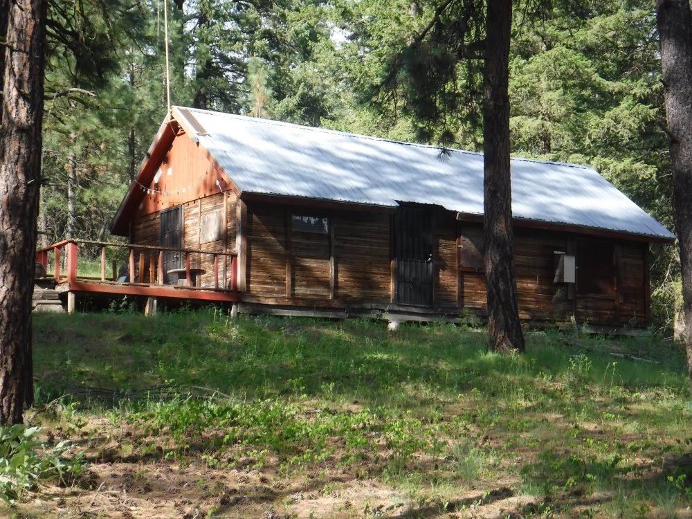 View Springdale, WA 99173 house