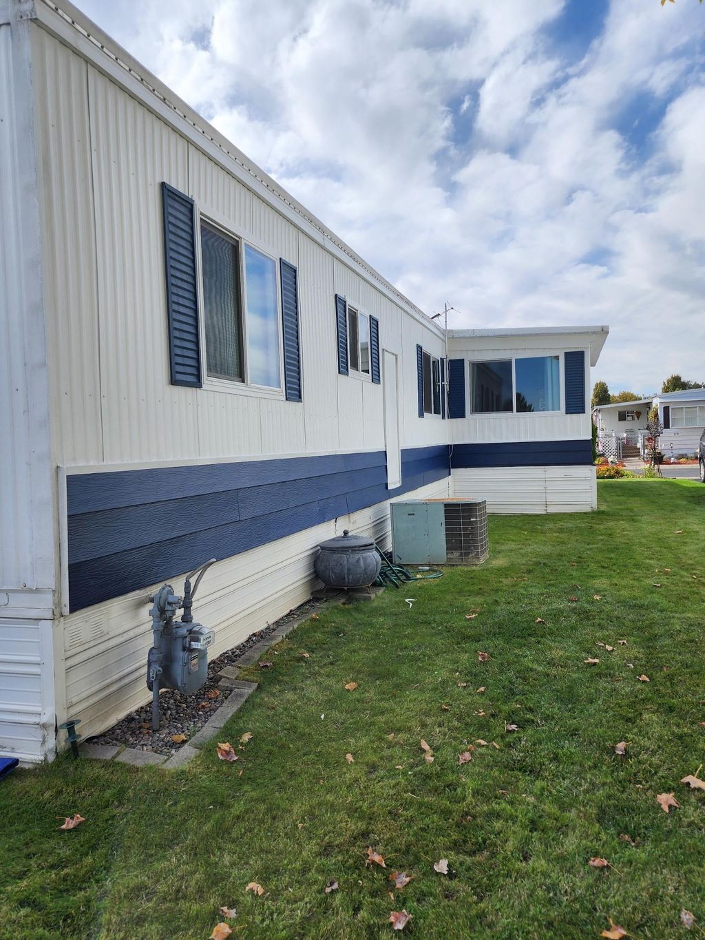 Photo of 1205 E Lyons Ave, Spokane, WA 99208 (MLS # 202525413)
