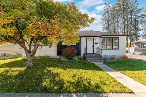 Photo of 4309 W Rowan Ave, Spokane, WA 99205 (MLS # 202626423)