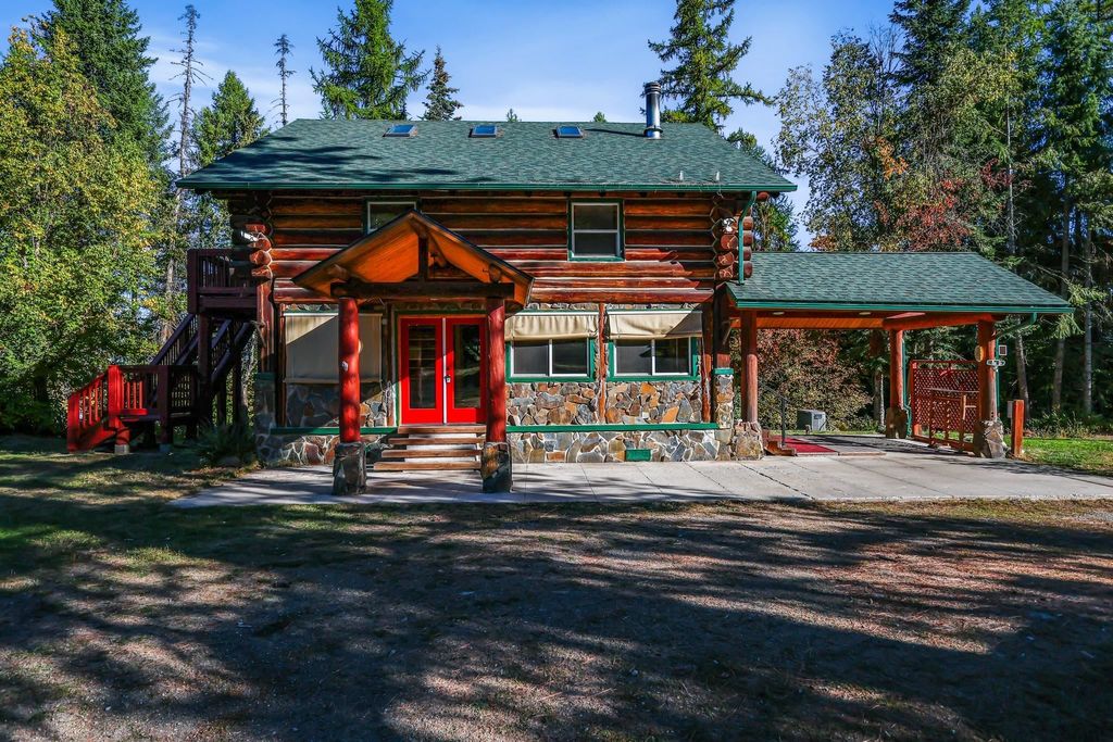 Photo of 427502 Highway 20 Hwy, Newport, WA 99156 (MLS # 202525440)