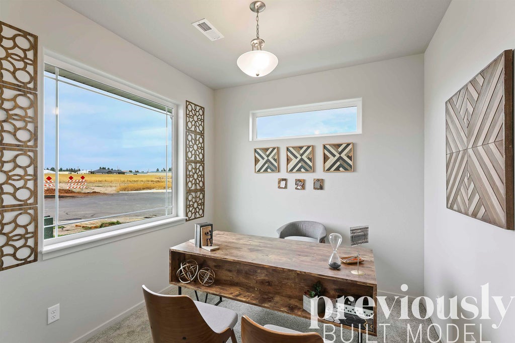 Photo of 9 N DRUMMOND St, Spokane Valley, WA 99016 (MLS # 202612267)