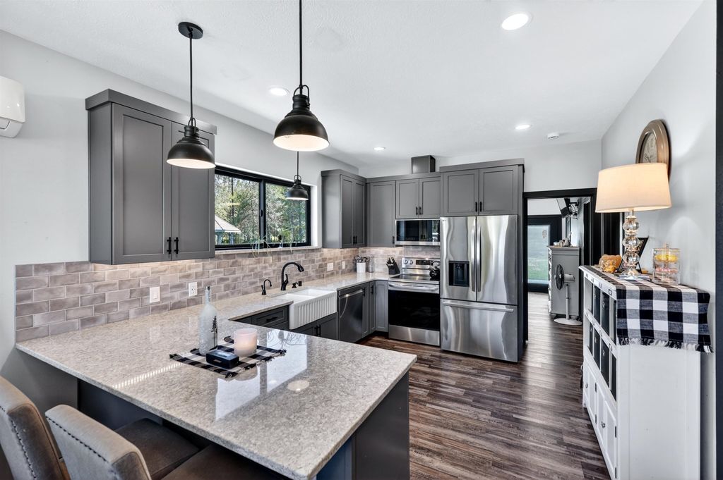 Photo of 1100 E Denison Chattaroy Rd, Deer Park, WA 99006 (MLS # 202616205)