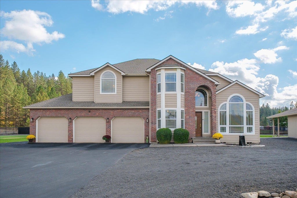 Photo of 21808 NE Little Spokane Dr, Colbert, WA 99005 (MLS # 202624089)