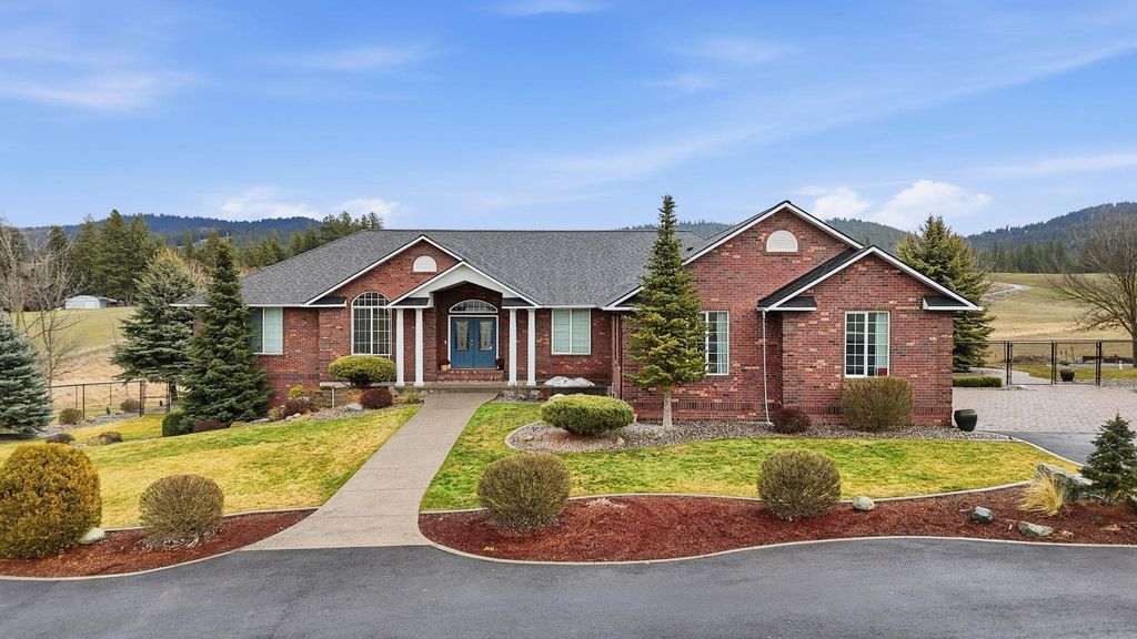 Photo of 9102 N Forker Rd, Spokane, WA 99217 (MLS # 202615159)