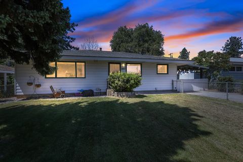 Photo of 5917 N ADDISON St, Spokane, WA 99208 (MLS # 202615725)