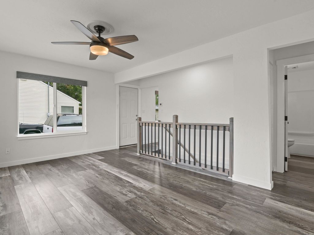 Photo of 528 E Nebraska Ave, Spokane, WA 99208 (MLS # 202525533)