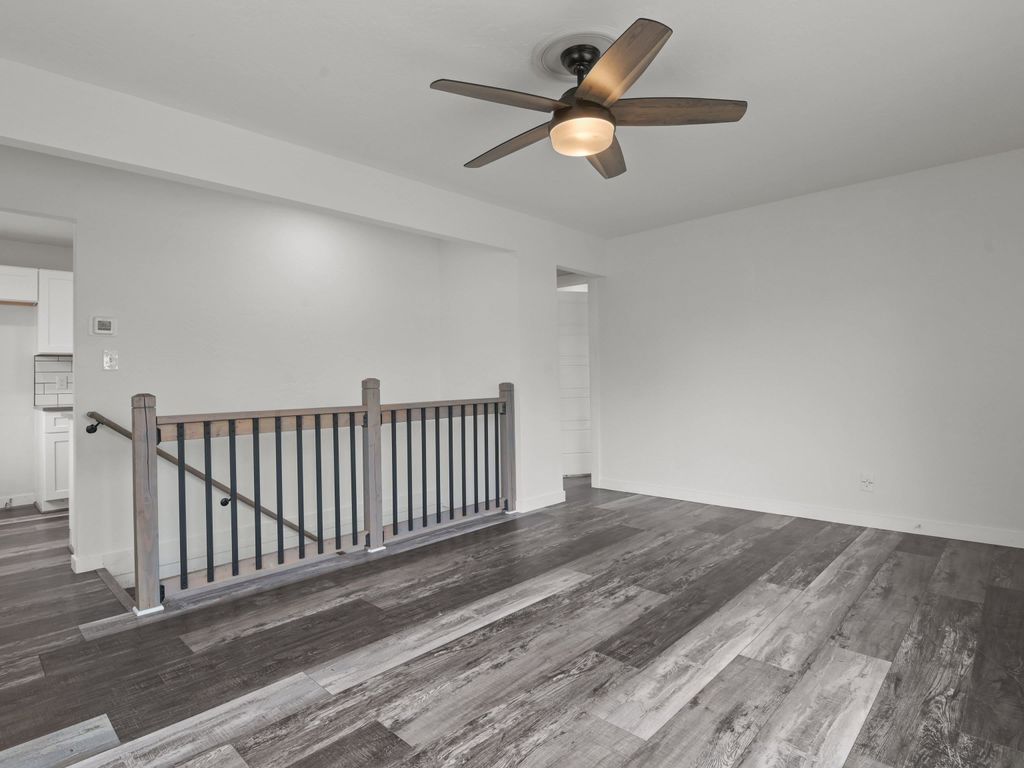 Photo of 528 E Nebraska Ave, Spokane, WA 99208 (MLS # 202525533)