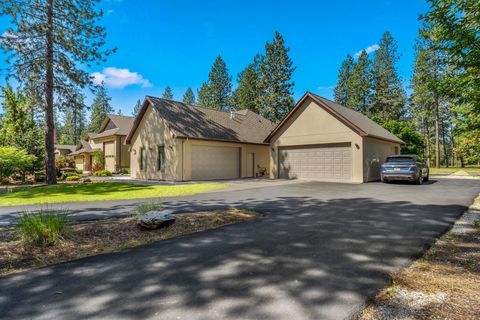 Photo of 406 Hogans Way, Chewelah, WA 99109 (MLS # 202527779)