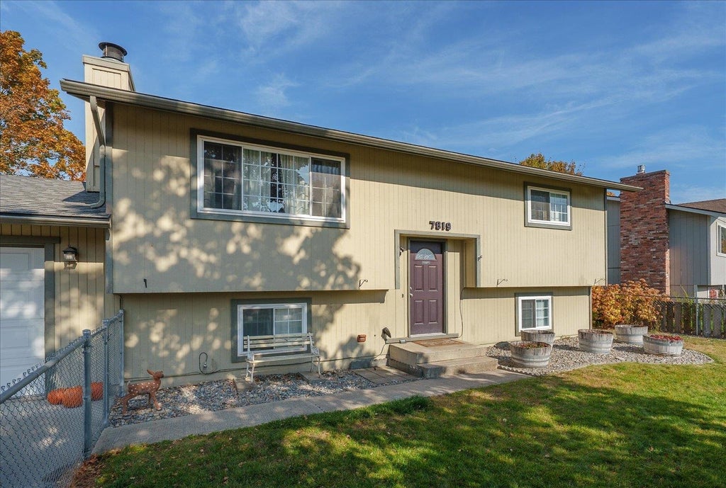 Photo of 7819 E Augusta Ave, Spokane, WA 99212 (MLS # 202626185)