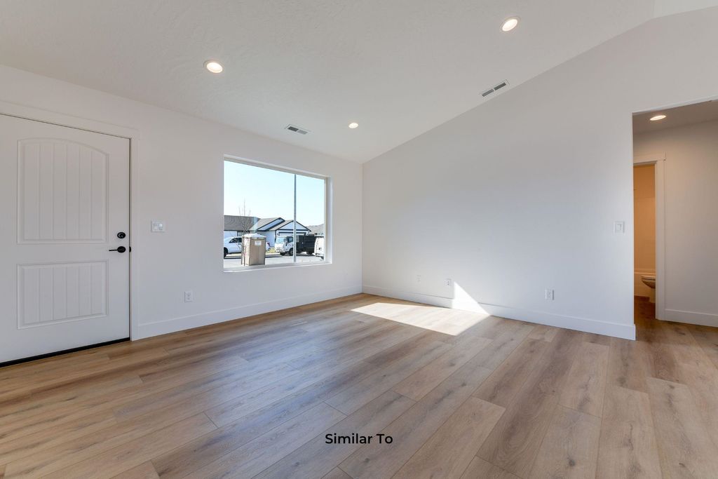 Photo of 1211 N Layton Ave, Deer Park, WA 99006 (MLS # 202614848)