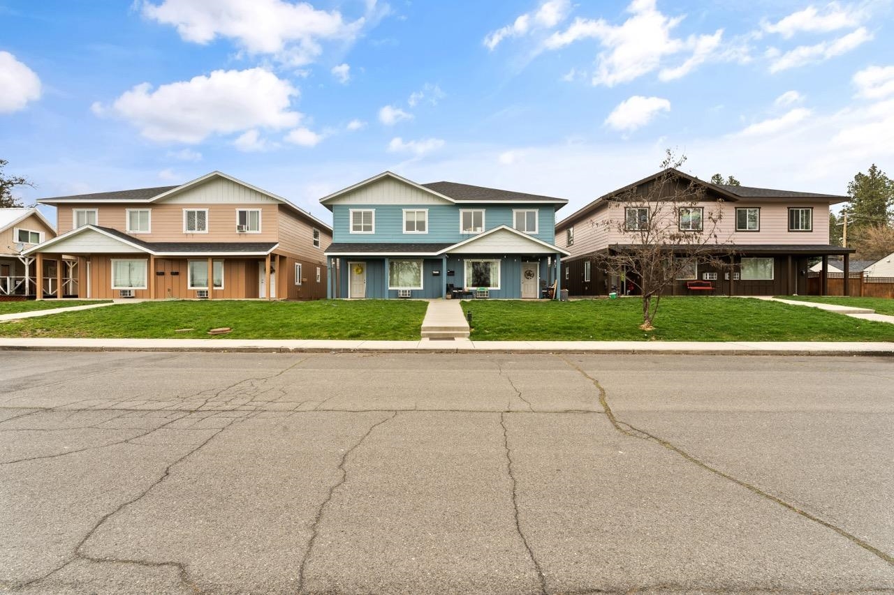Photo 1 of 44 — 308-318 W 3rd St, Cheney, WA 99004
