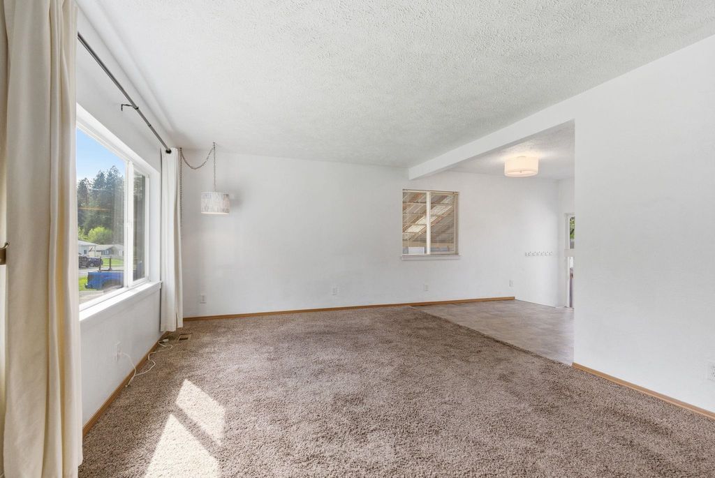 Photo of 3711 E 12th Ave, Spokane, WA 99202 (MLS # 202615995)