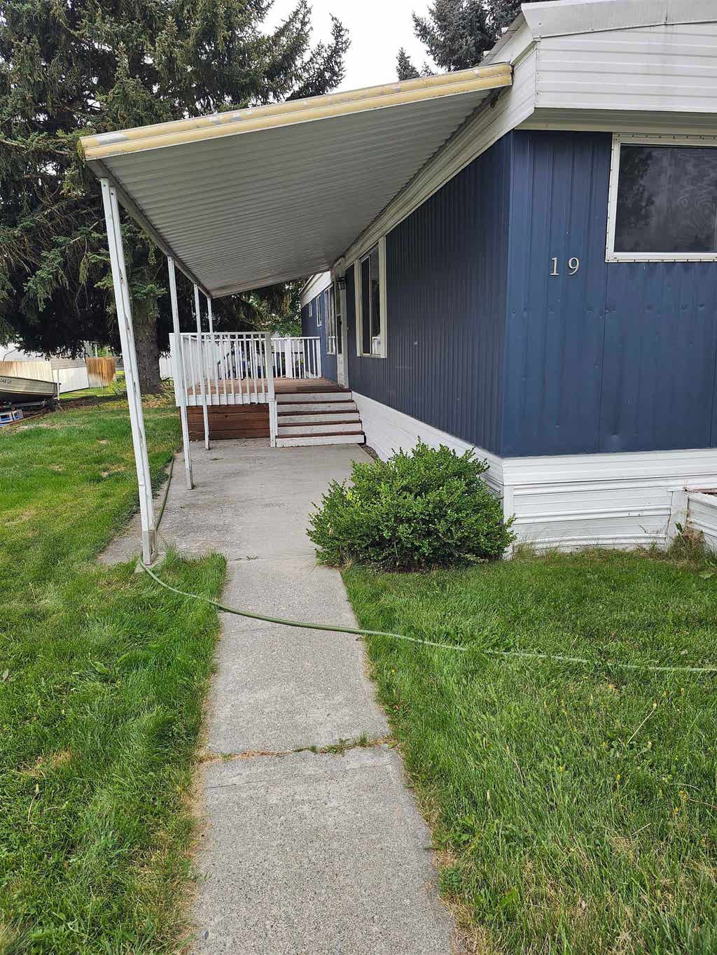 Photo of 3110 E Chattaroy #19 Rd, Chattaroy, WA 99003 (MLS # 202622939)