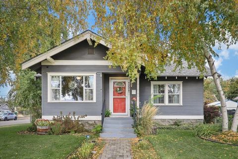 Photo of 1228 W Indiana Ave, Spokane, WA 99205 (MLS # 202525801)