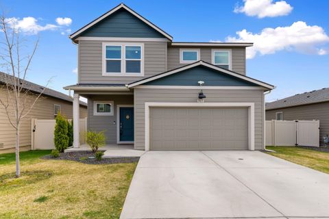 Photo of 5815 W Morgantown Ln, Spokane, WA 99208 (MLS # 202615863)