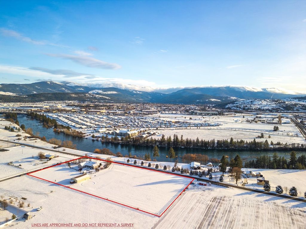 Photo of 3201 N Arden Rd, Otis Orchards, WA 99027 (MLS # 202610871)