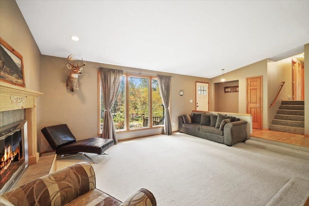 Photo of 7607 E BEVERLY Dr, Spokane, WA 99212 (MLS # 202616570)