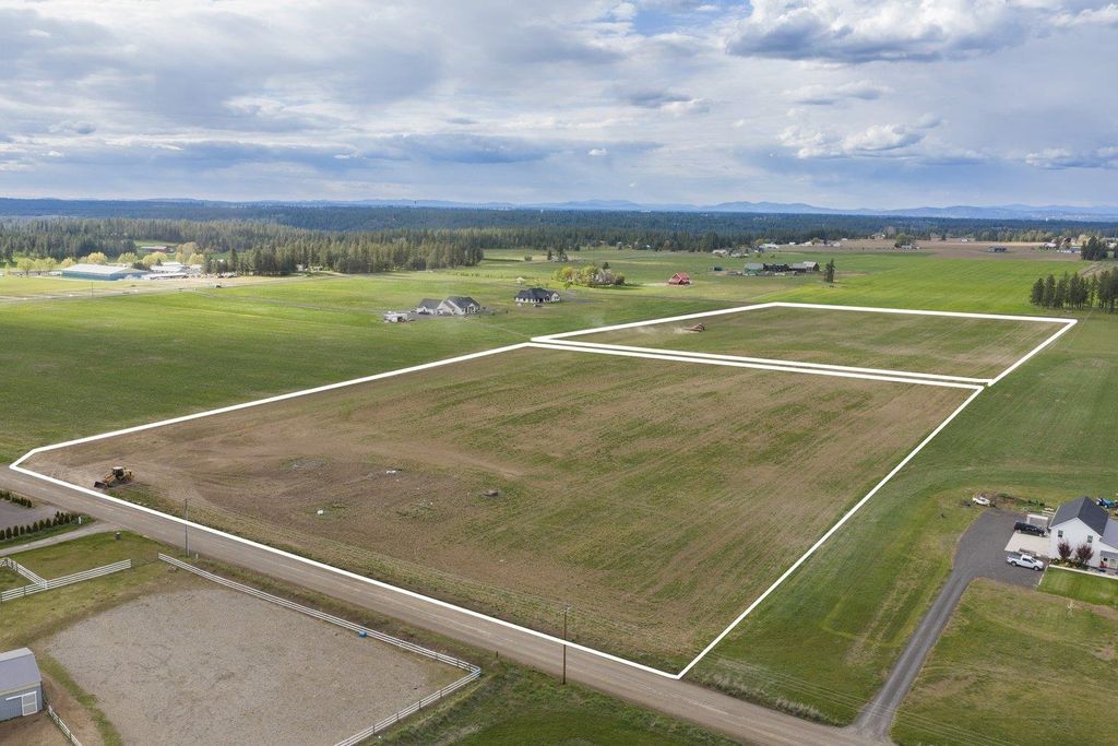 Photo of 10917 S Sherman Rd, Spokane, WA 99224 (MLS # 202616360)