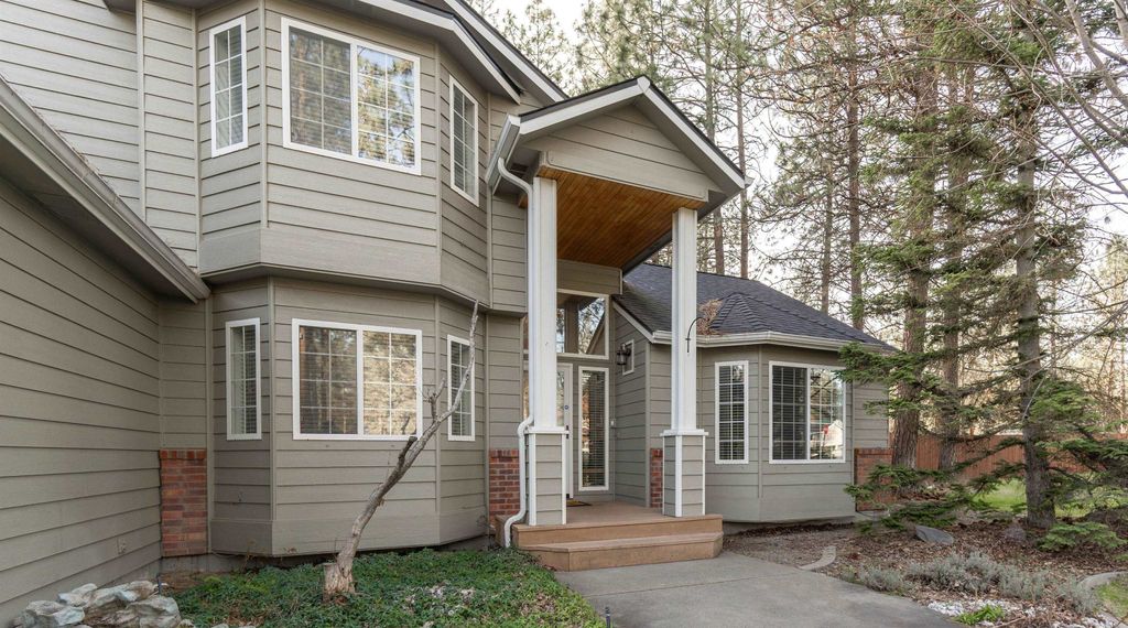 Photo of 12719 W Greenfield Rd, Nine Mile Falls, WA 99026 (MLS # 202525408)