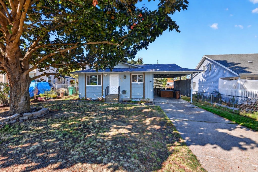 Photo of 2813 N Altamont St, Spokane, WA 99207 (MLS # 202625488)