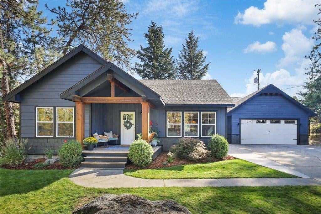 Photo of 11506 N Rockaway Dr, Spokane, WA 99218 (MLS # 202625440)