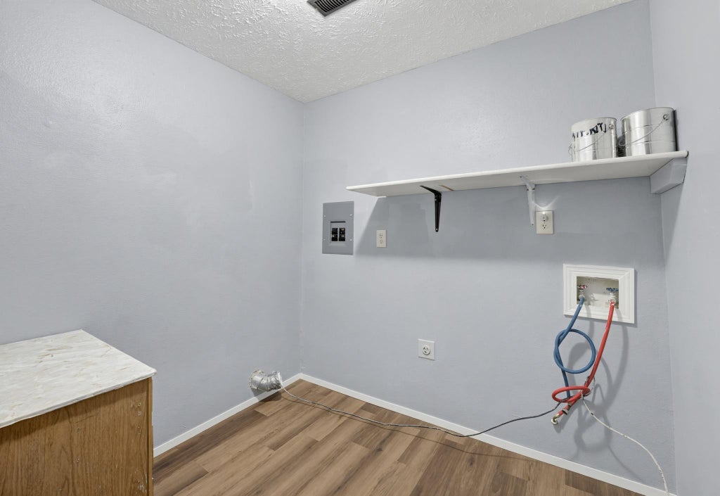 Photo of 2718 E 5th Ave, Spokane, WA 99202 (MLS # 202625404)