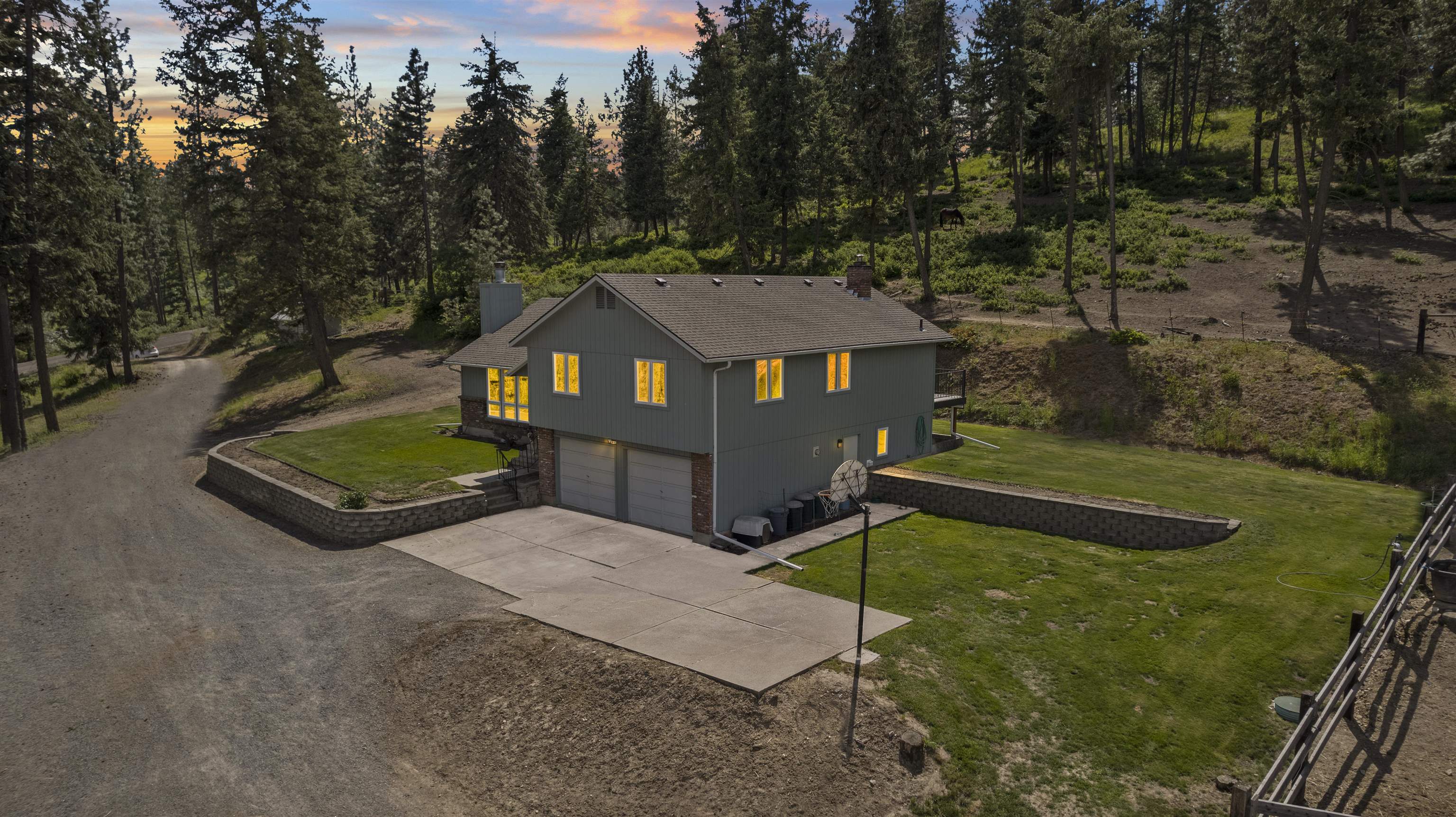 Photo 6 of 49 of 12815 E Sillman Rd house