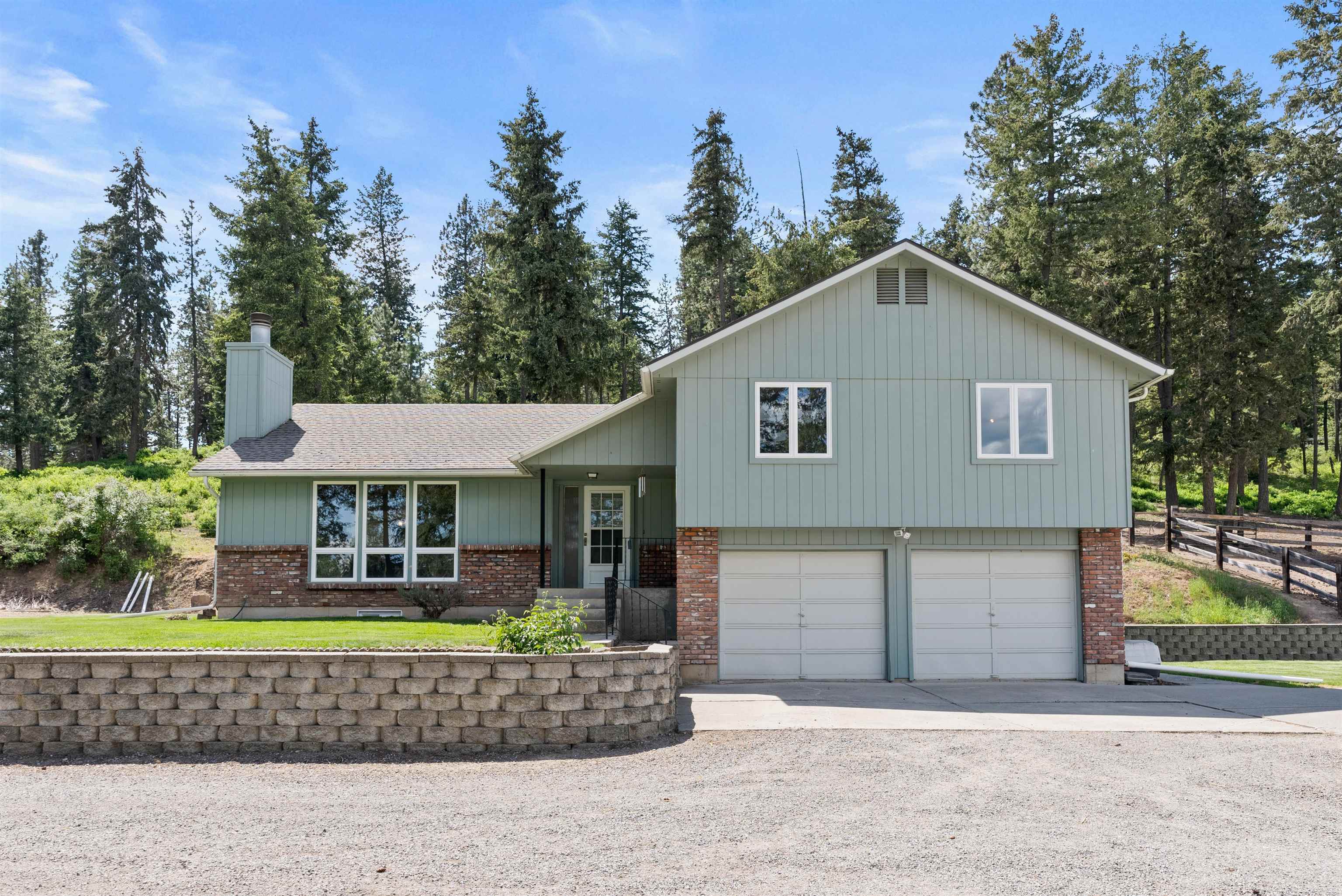 Photo 9 of 49 of 12815 E Sillman Rd house