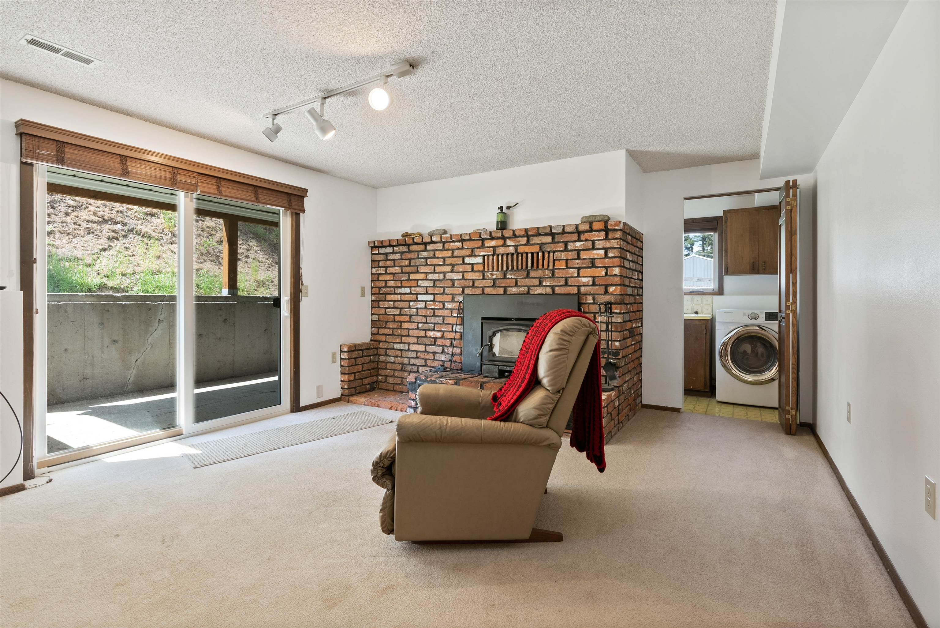Photo 31 of 49 of 12815 E Sillman Rd house