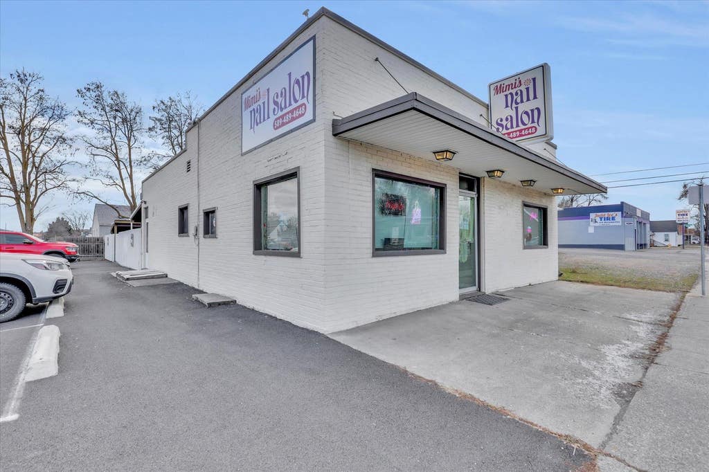 Photo of 4516 N Nevada St, Spokane, WA 99207 (MLS # 202620877)