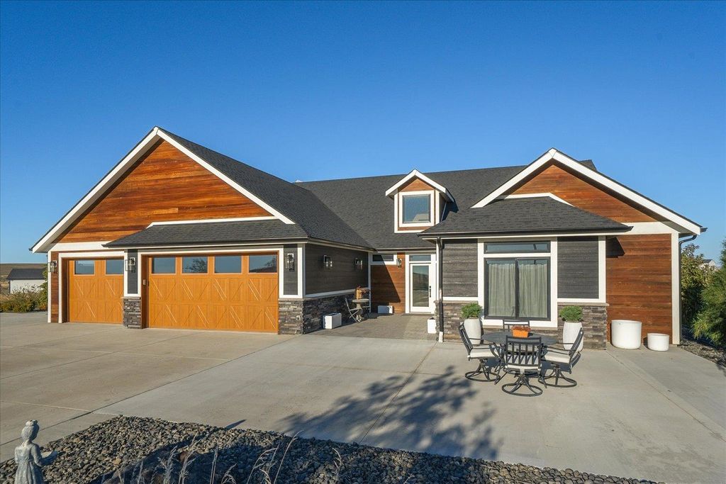 Photo of 28120 Wild Rose Ln N Ln, Davenport, WA 99122 (MLS # 202525585)