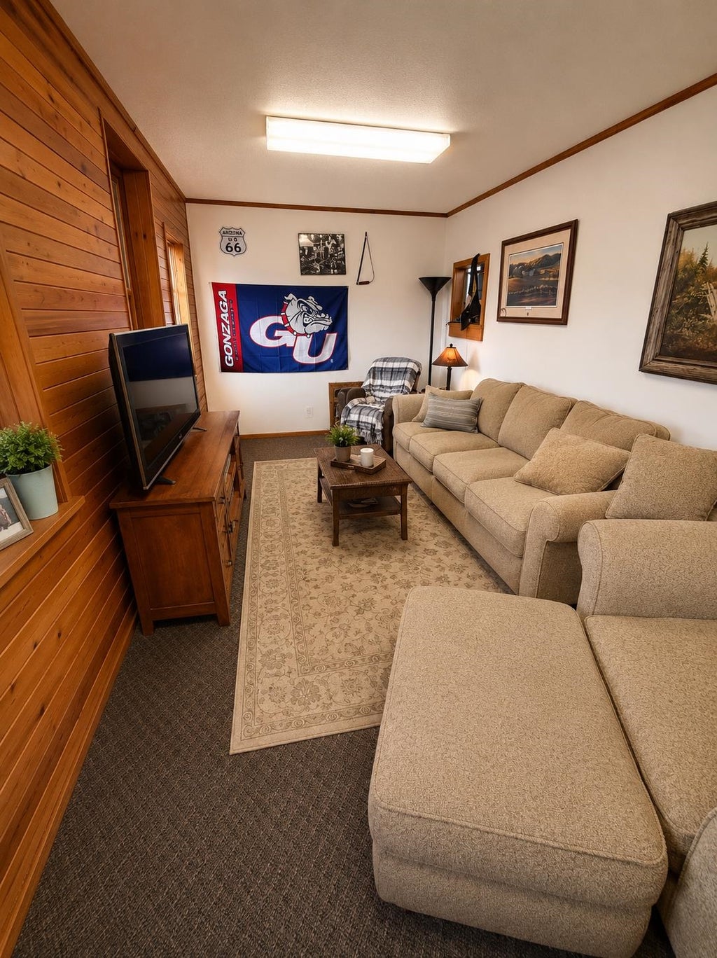 Photo of 108 W 5th St, Rosalia, WA 99170 (MLS # 202623598)