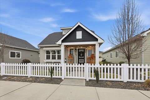 Photo of 1774 N Harvest Pkwy, Liberty Lake, WA 99016 (MLS # 202613385)