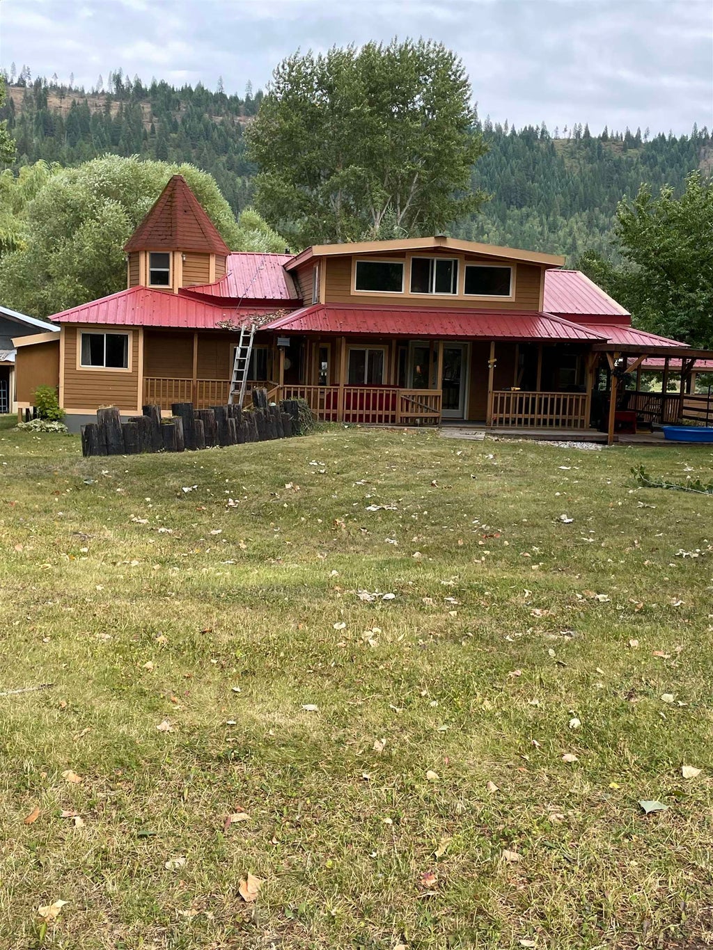 Photo of 242 Larch Ln, Cusick, WA 99119 (MLS # 202623623)