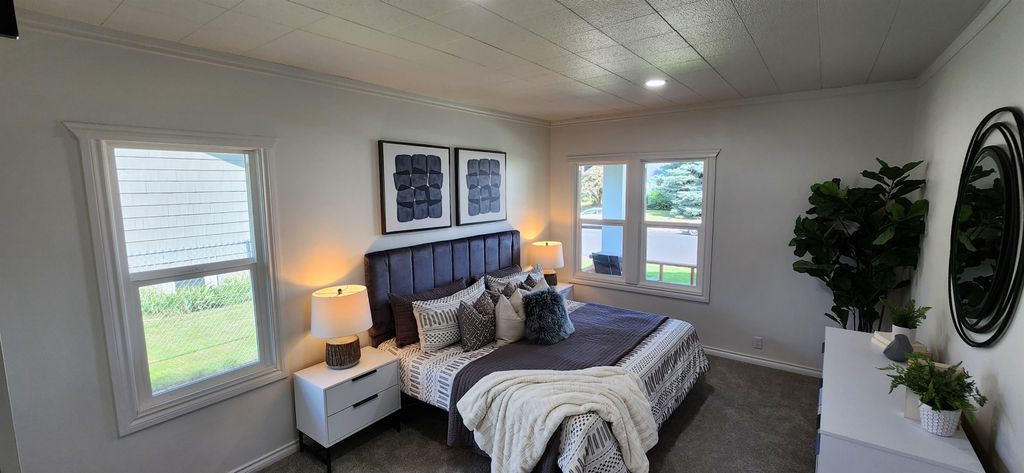 Photo of 5123 N Madison St, Spokane, WA 99205 (MLS # 202525461)