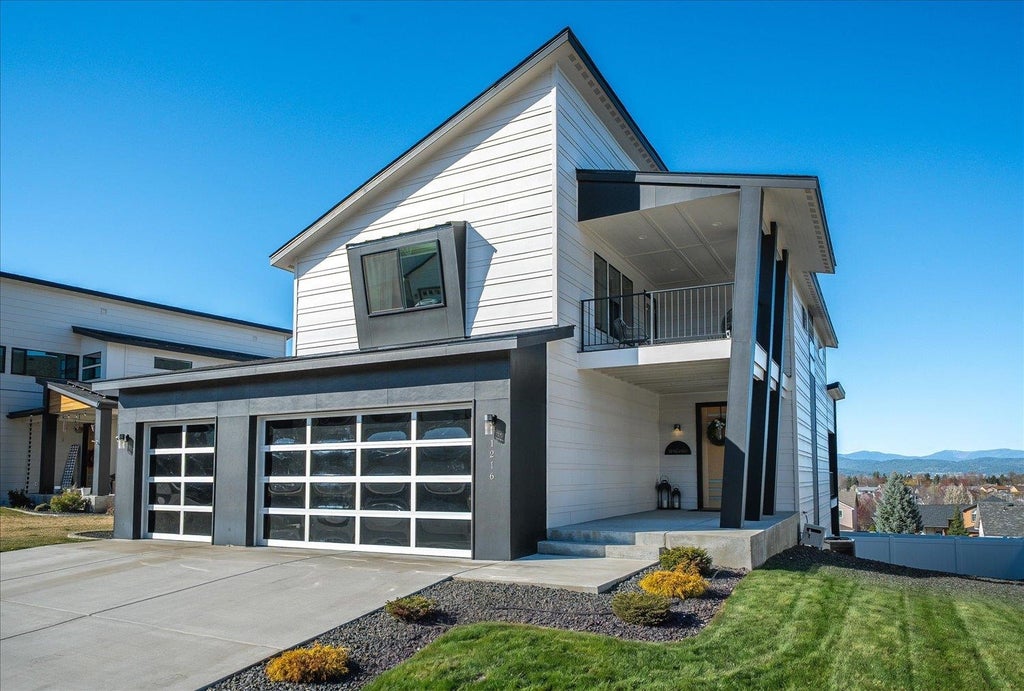 Photo of 1216 S Greenacres Rd, Greenacres, WA 99016 (MLS # 202623550)