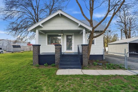 Photo of 6307 N Regal St, Spokane, WA 99217 (MLS # 202614250)