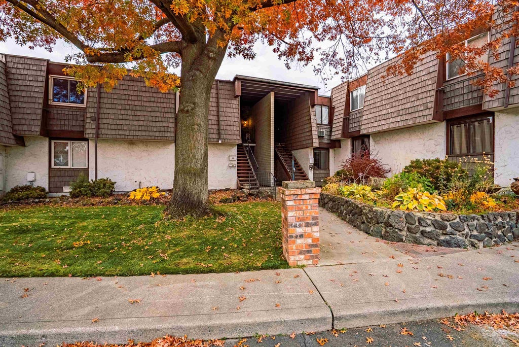 Photo of 1716 N Pettet Dr, Spokane, WA 99205 (MLS # 202626181)