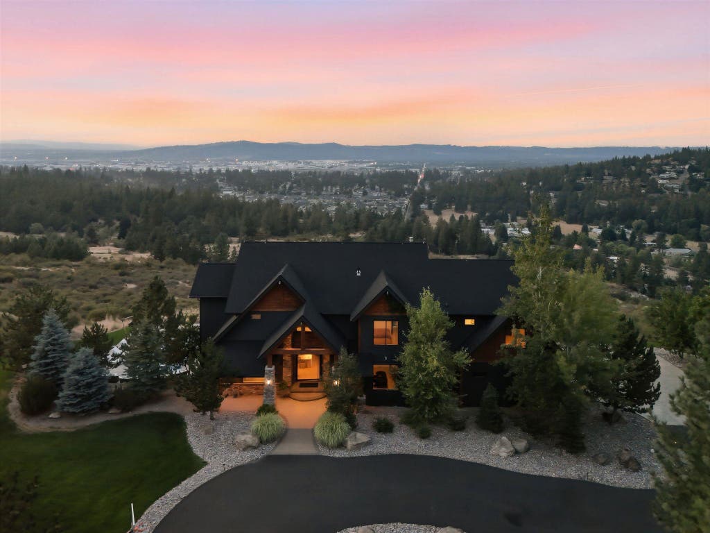Photo of 2324 S Park Rd, Spokane, WA 99212 (MLS # 202622872)