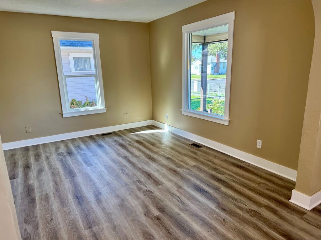 Photo of 2708 E NORA Ave, Spokane, WA 99207 (MLS # 202525410)