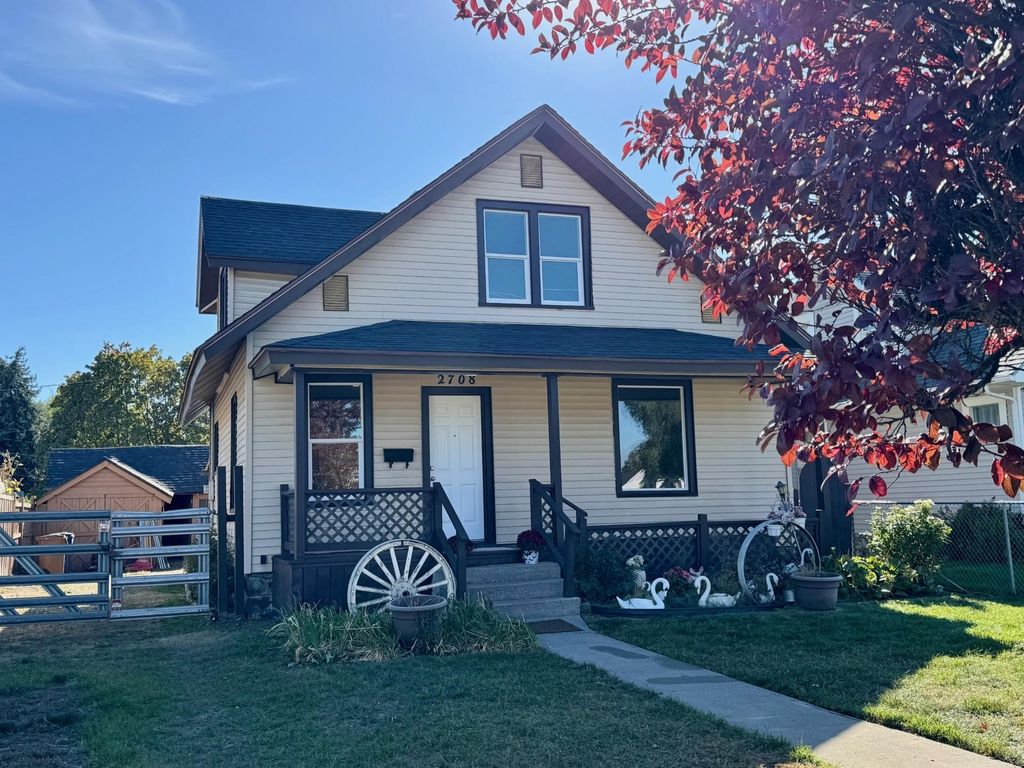 Photo of 2708 E NORA Ave, Spokane, WA 99207 (MLS # 202525410)