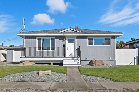 Photo of 3717 E Carlisle Ave, Spokane, WA 99217 (MLS # 202525603)